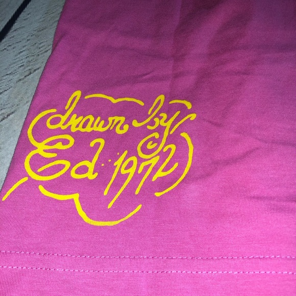 Ed Hardy Pink S/S Graphic Tee - Picture 8 of 10